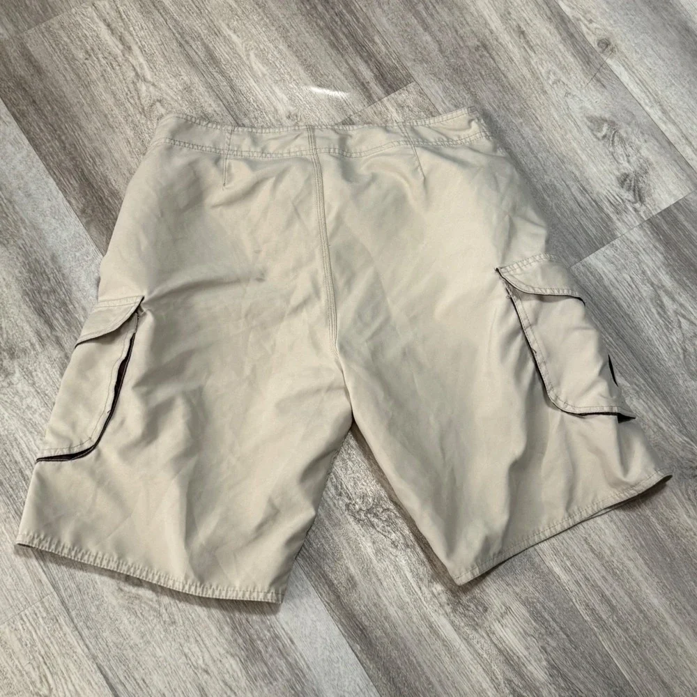 Hawaiian Performance Surf Wear Men's Tan Cargo Board Shorts Size‎ 32